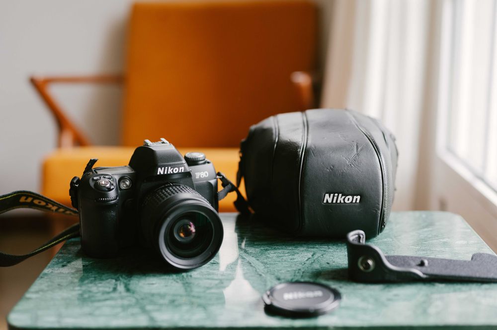 Nikon F80 + Nikkor 28-80mm f/3.3-5.6