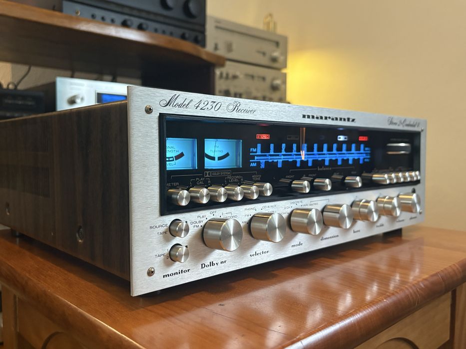 Receiver  Quadrofónico Marantz 4230