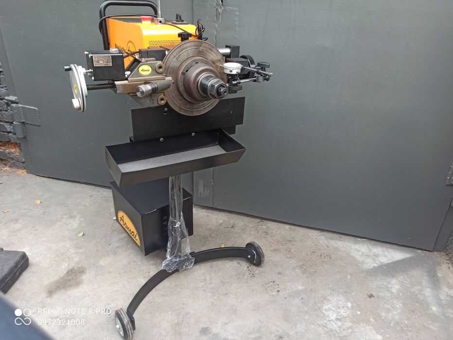 Проточка та вирівнювання гальмівних дисків