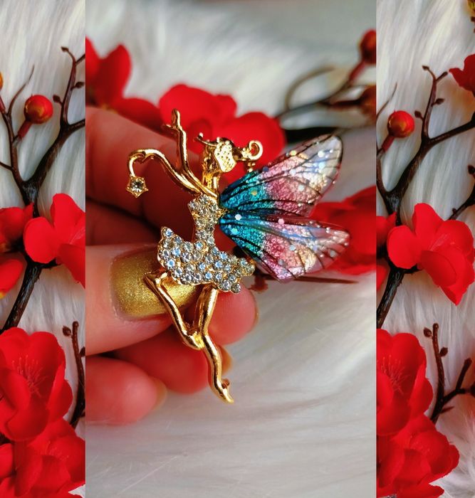 Piękna broszka wróżka