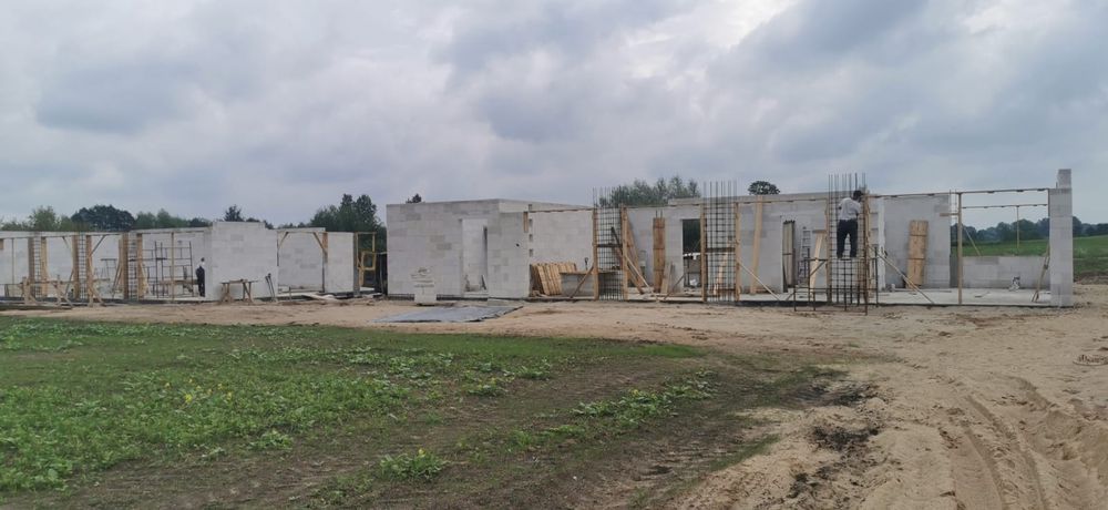 budowa domów pod klucz remonty adaptacje elewacje dachy ogrody koparka