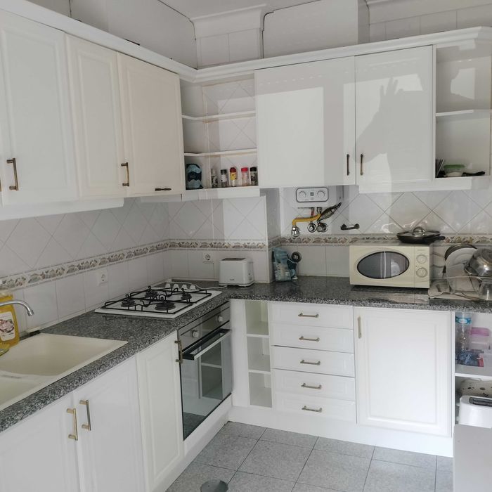 Quartos individuais a estudante 250€/260€/300€ com despesas incluídas
