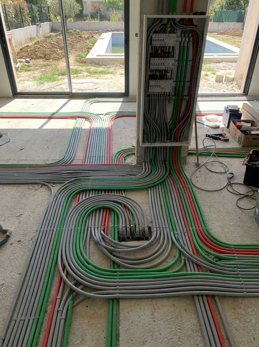 Eletricista Certificado532554471357829123