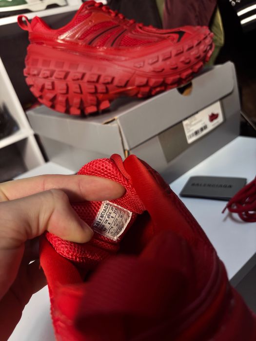 Кроссовки Balenciaga Defender Red