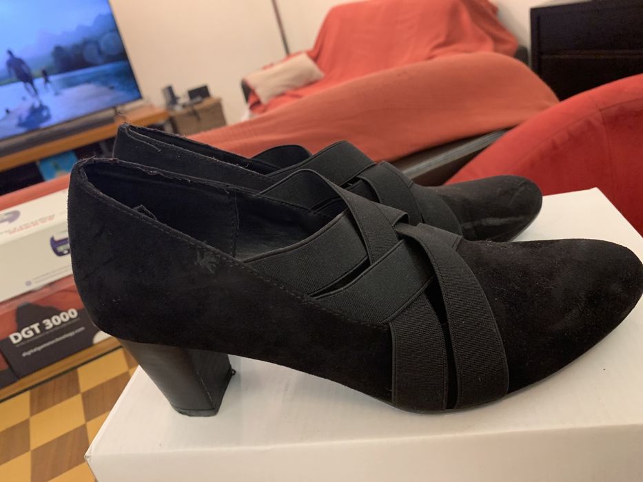 Sapatos camurça - T40