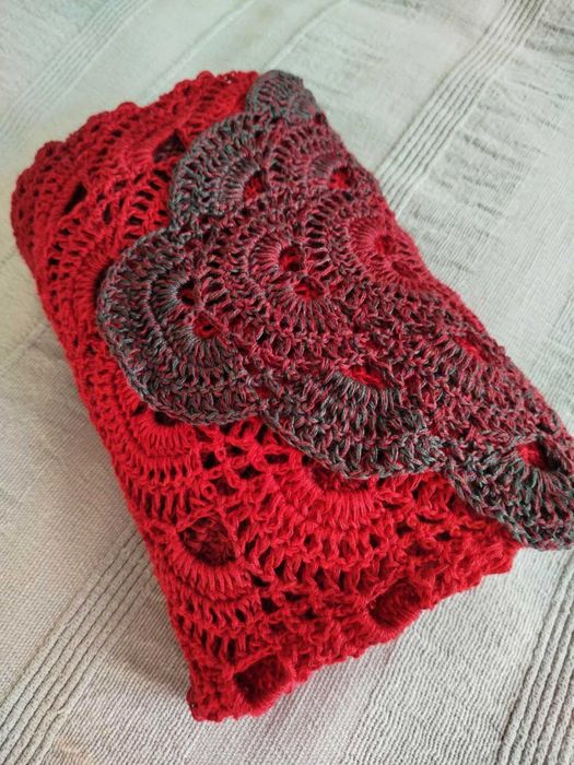 Damska chusta ręcznie robiona - SUPER PREZENT NA KAŻDĄ OKAZJĘ