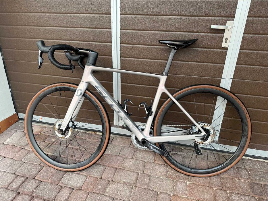 Rower szosowy SCOTT ADDICT RC 10 2022r. Sram Force pomiar mocy, M-54