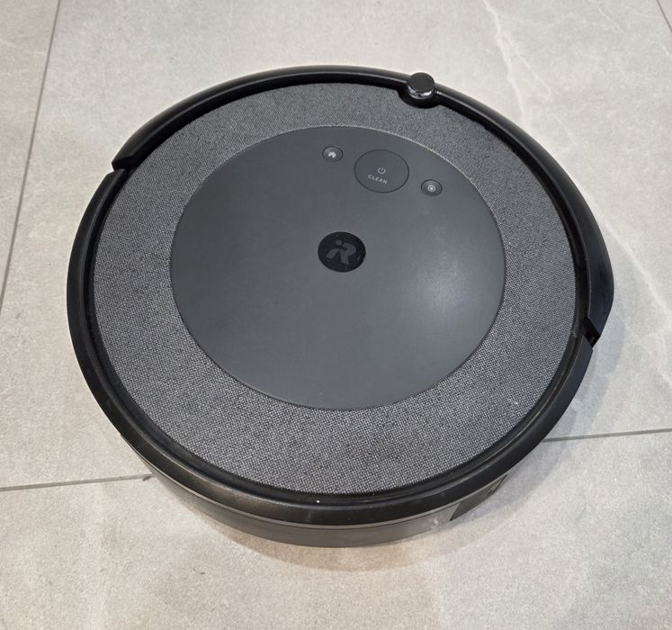 iRobot Roomba i5