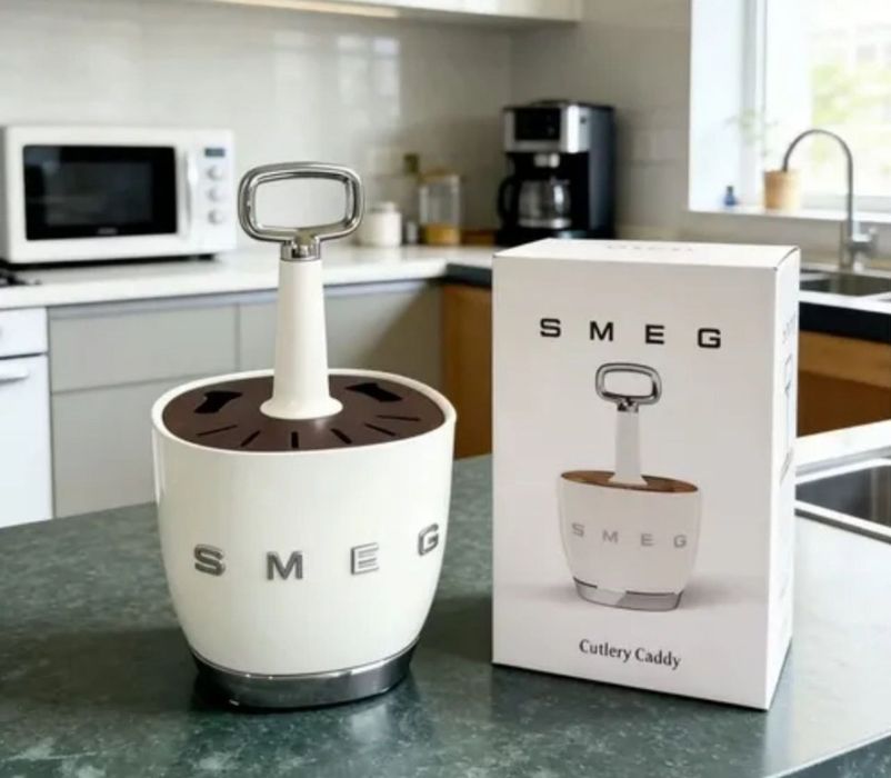 SMEG Cutlery Caddy – elegancki pojemnik na sztućce biały