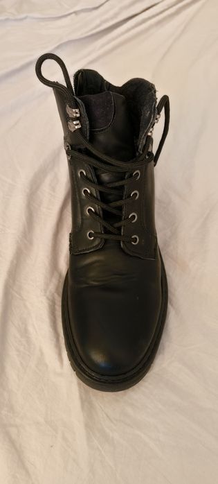 Демисезонні чоловічі черевики