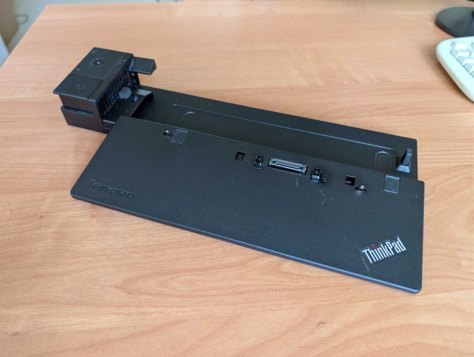 Stacja dokująca dock Lenovo 40A2 bardzo ładna Seria T X L W 40 - 70