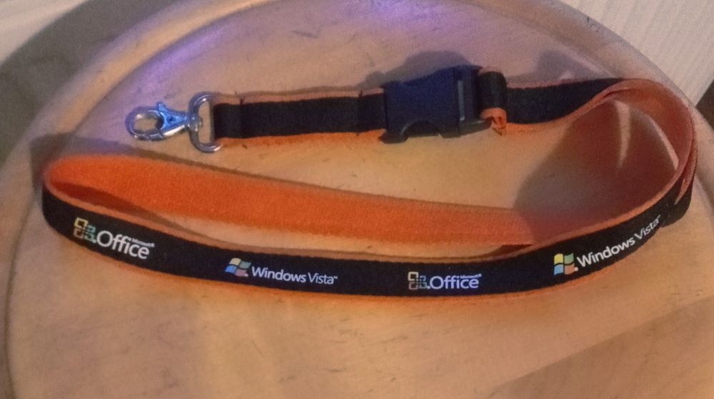 Trzy breloczki do kluczy  i smycze