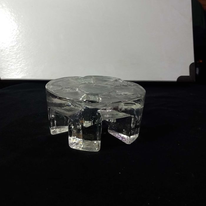 Base em vidro com 5  pés