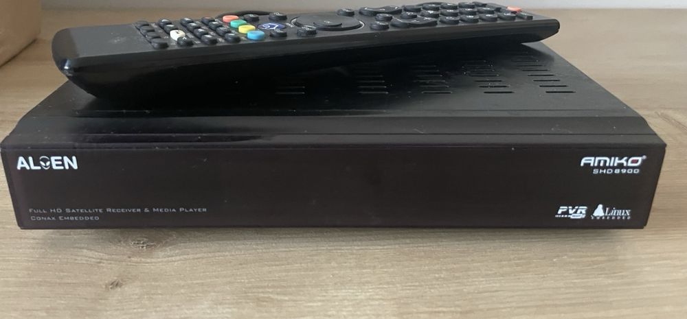 Продам Amiko 8900