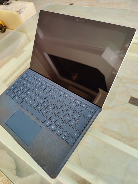 Microsoft Surfac 8/128 б.у рабочий