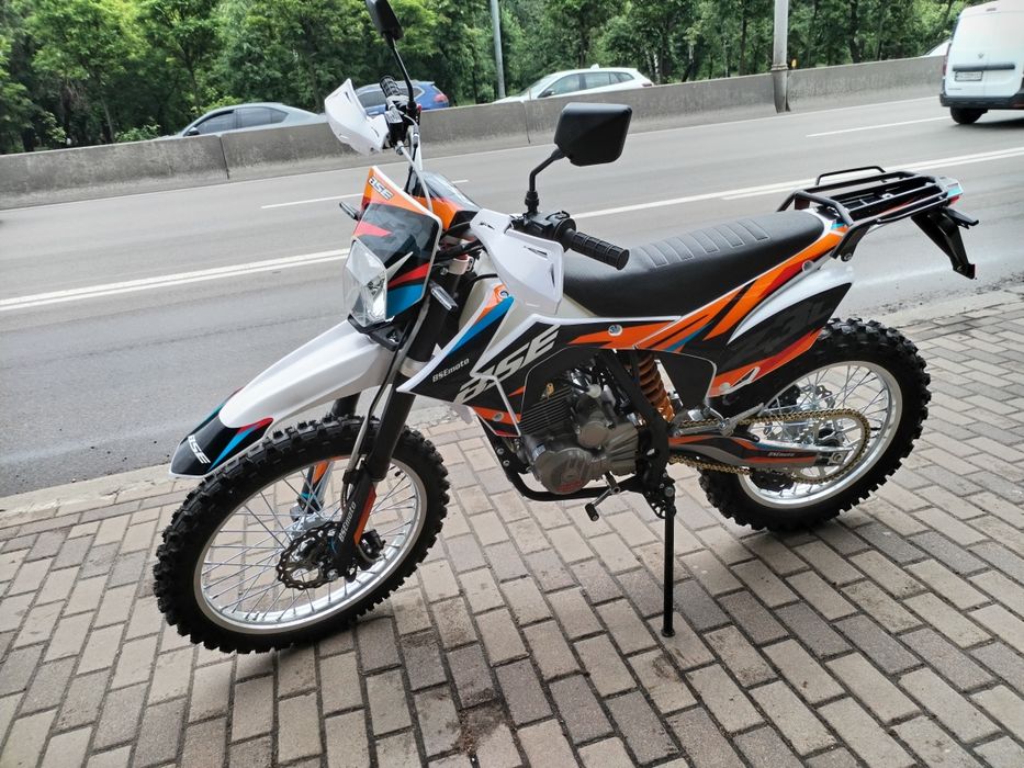 Мотоцикл BSE J3 ENDURO (175FMM)