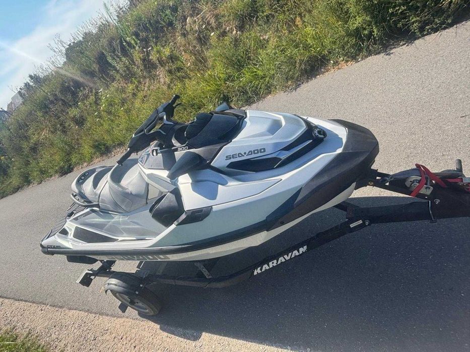 Sea-Doo GTX 300 Limited 17H 2024R