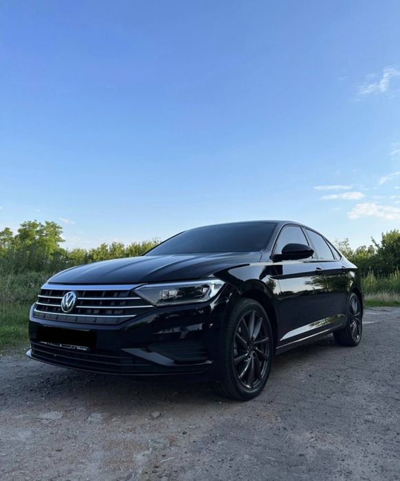 Оренда авто Volkswagen Jetta 2700 неділя