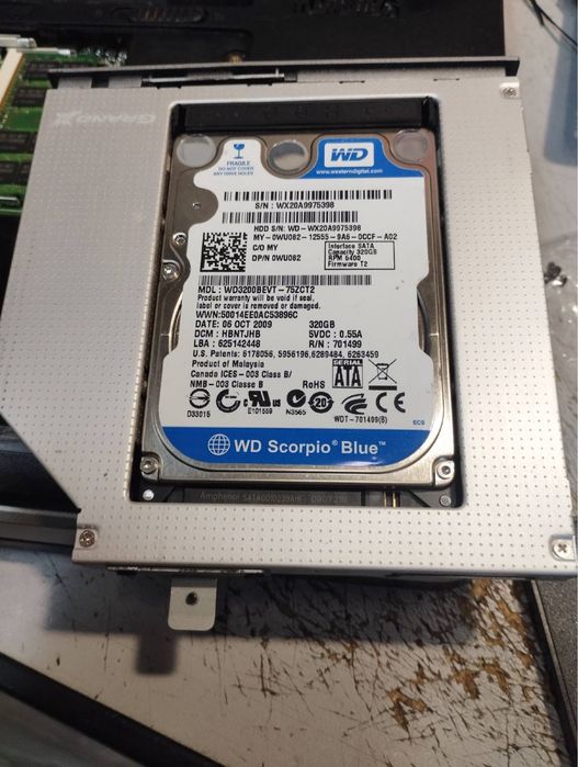 Ноутбук Dell Vostro 1015 на запчастини