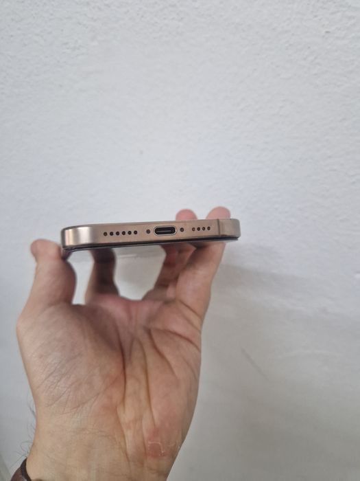 Iphone 16 pro max 256gb. Bom estado