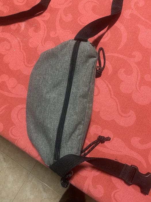 Vendo ou troco, bolsa eastpak como nova
