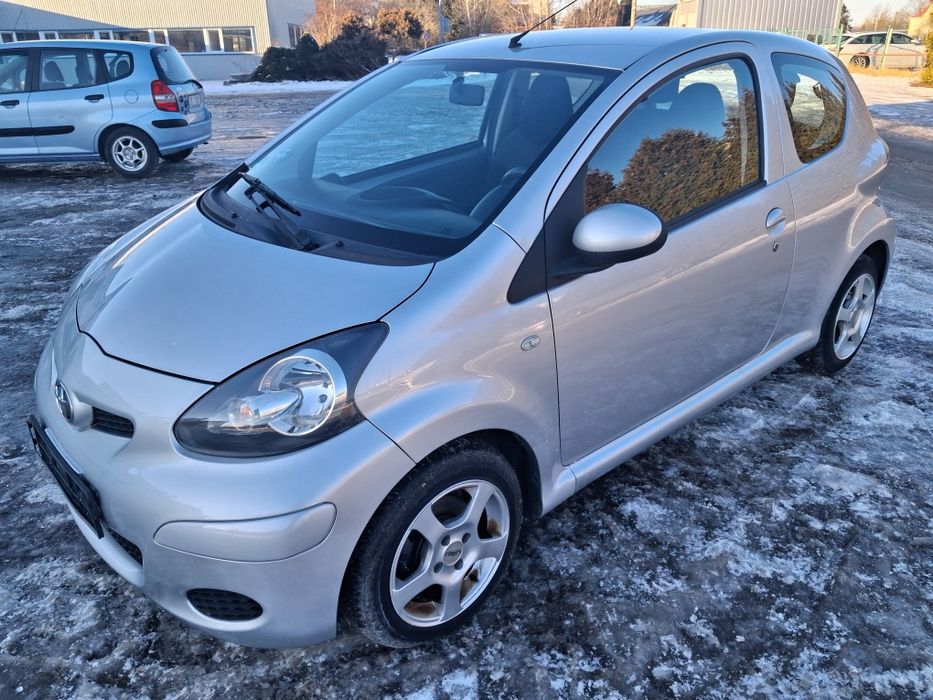 Toyota Aygo z klimą elektryką alufelgi modell 2010