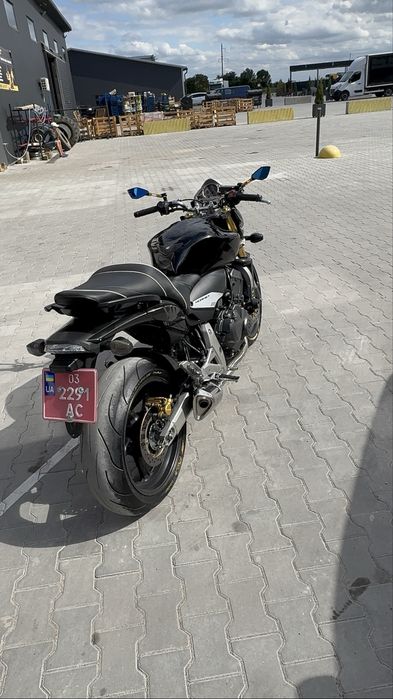 Мотоцикел HONDA хорнет