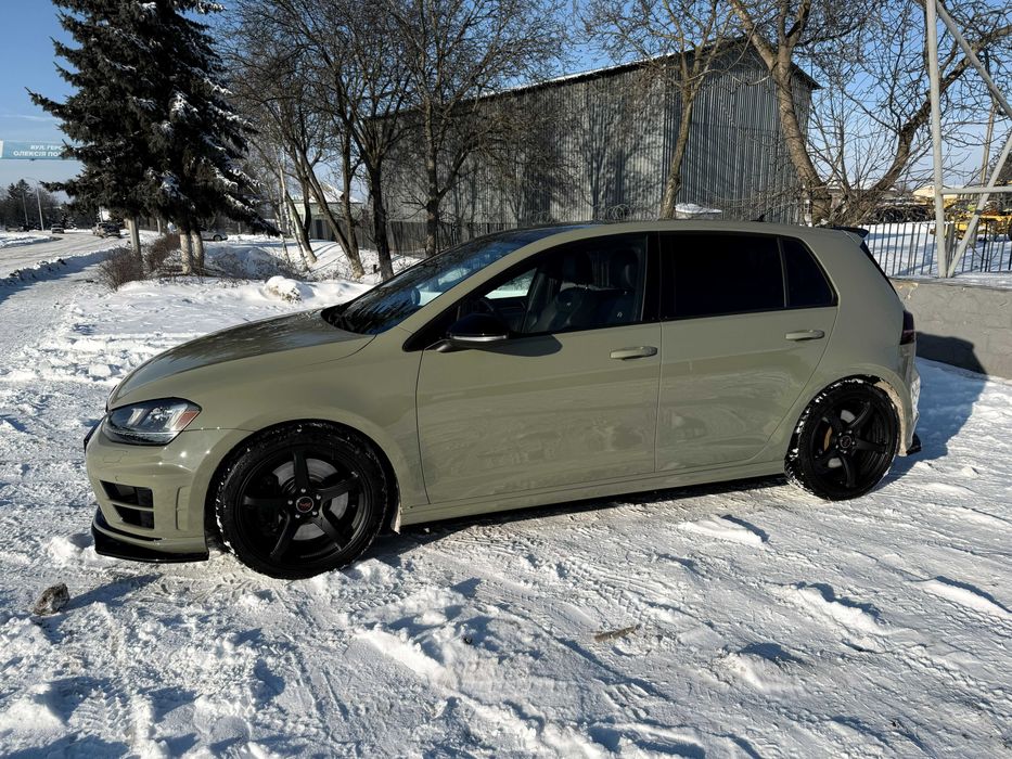Volkswagen Golf R MK7