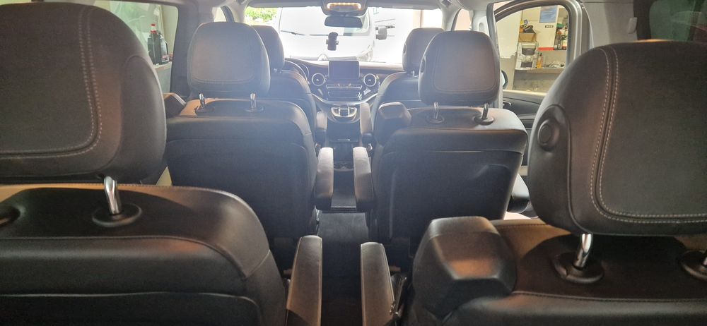 Wynajem busa VIP BUS mercedes benz klasa V 6osób fv23%