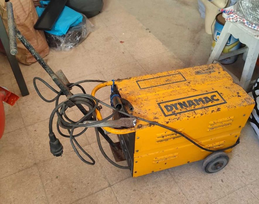 Maquina Soldar Dynamac 200 RV