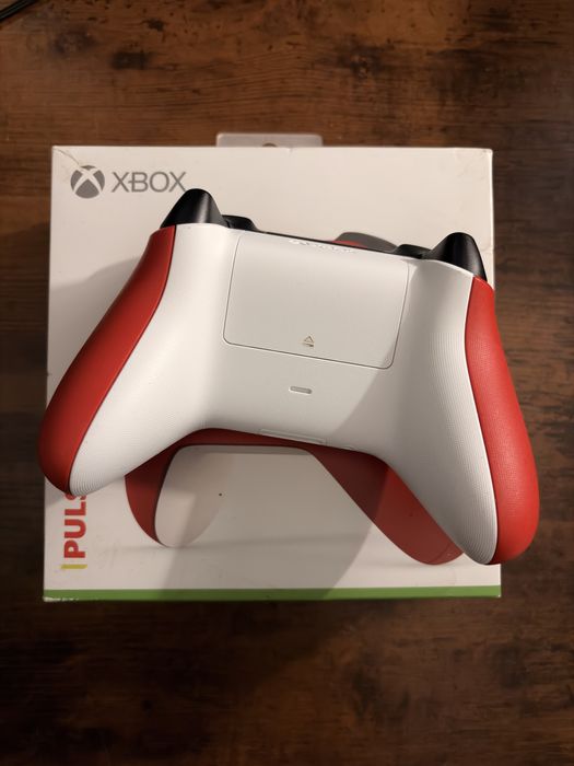 Pad Microsoft Xbox Wireless Controller Pulse Red Gwarancja