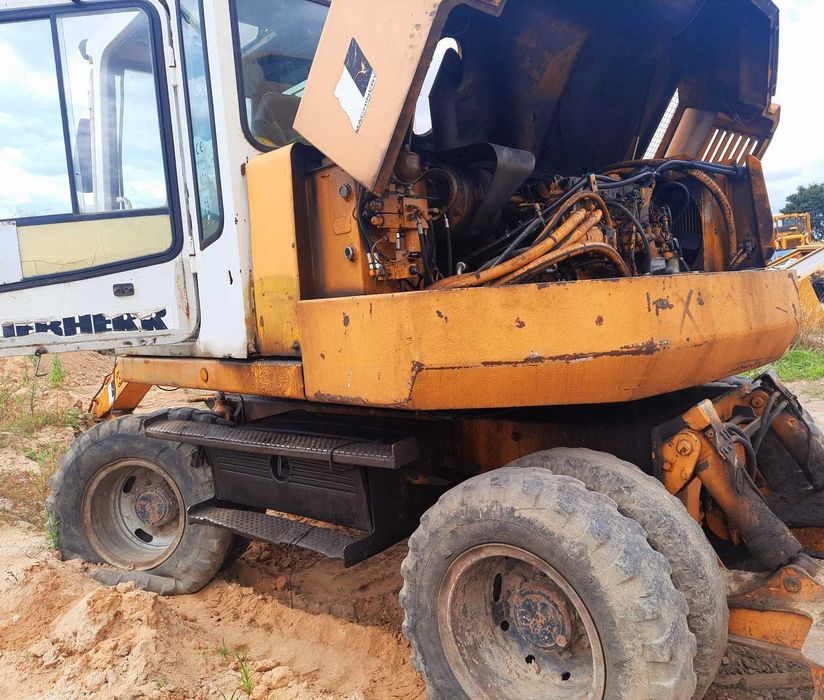 koparka liebherr 310 części most zwrotnica silnik pompa ramie łyżka