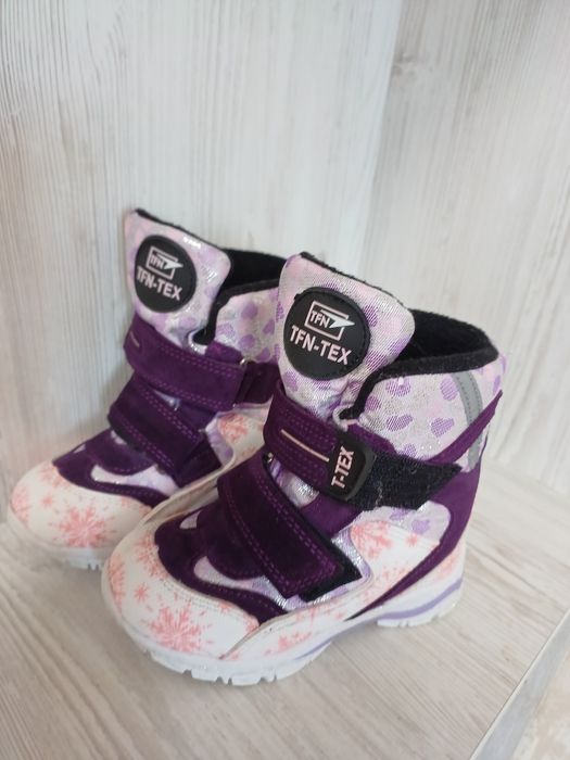 Зимові термо-черевики на дівчинку