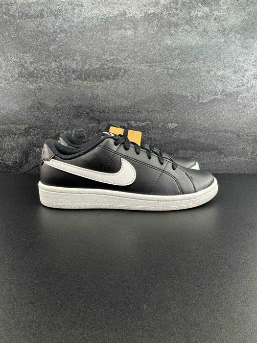 Кросівки Nike Court Royale 2 Nn (38)