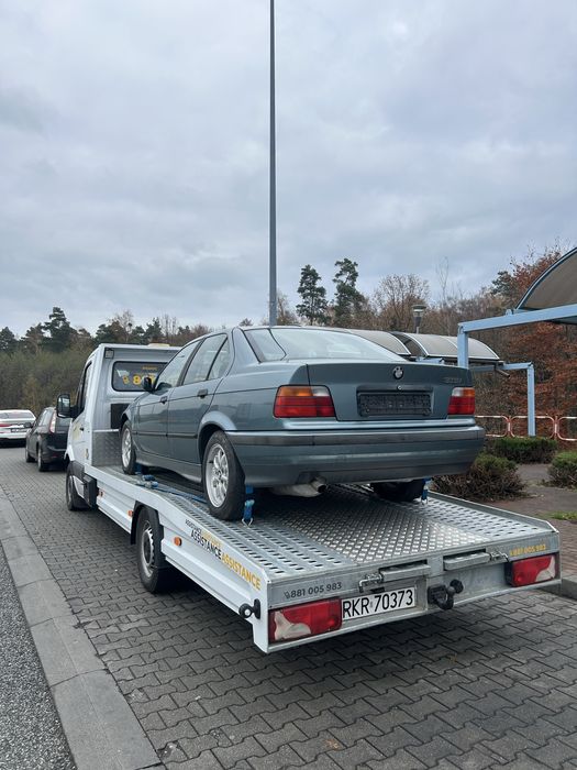 Laweta Krosno Autolaweta Pomoc drogowa Transport pojazdów i maszyn