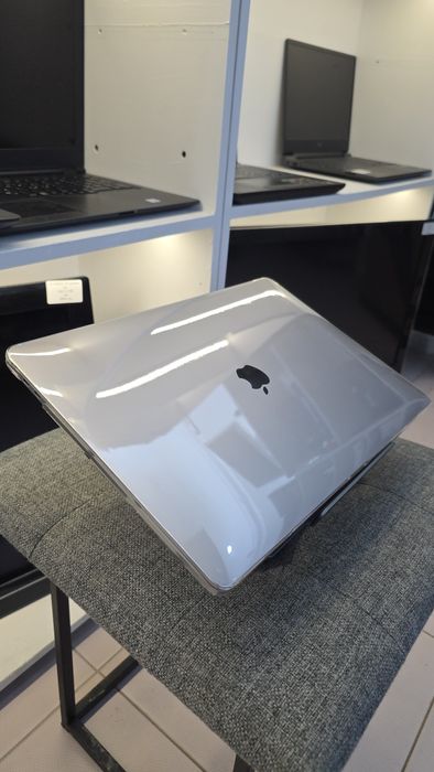 Macbook pro 16  i9 32gb 4tb ssd