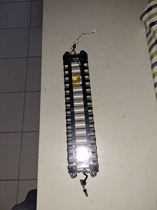 Vendo bateria para trotinete model-NE1003-H / 36V  7650mAh /275Wh