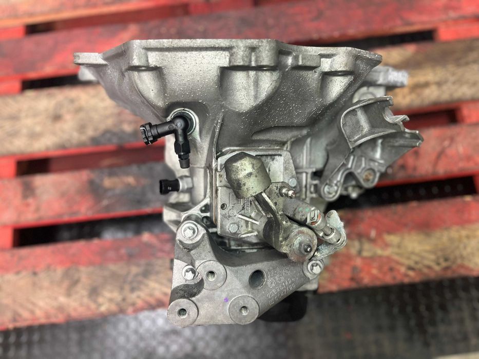 Caixa de velocidades Opel Astra J/ Corsa E (Ref.: 643958655)