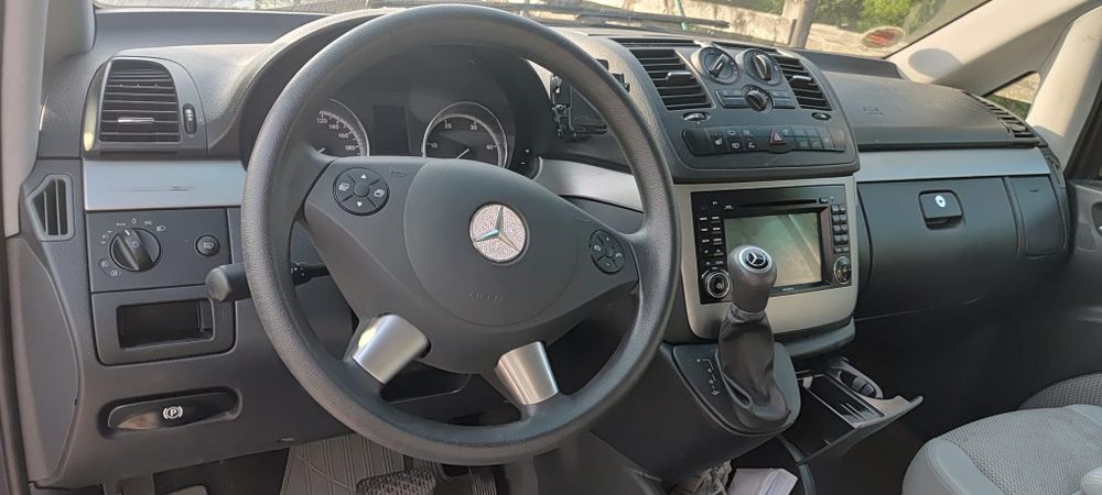 Mercedes- Benz  Viano