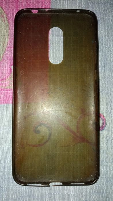 Чехлы, бамперы для смартфонов и планшета.