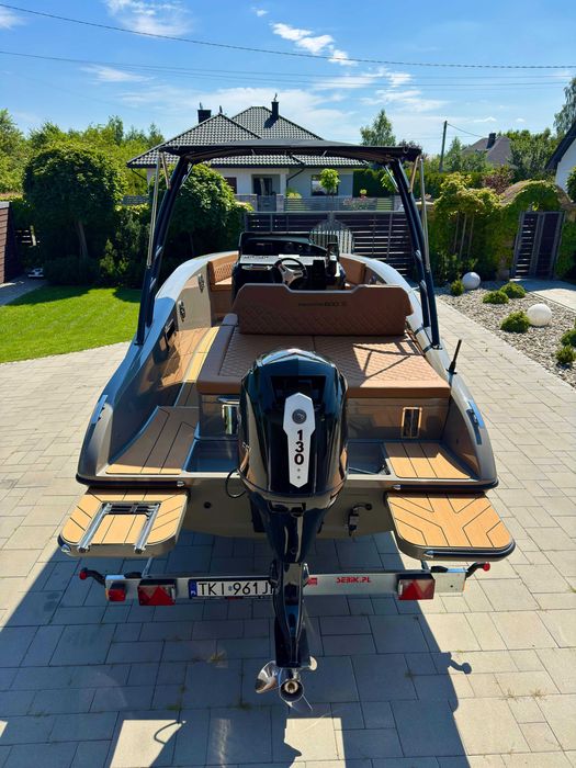Łódź motorowa ProMotor 600S Shine Yachting
