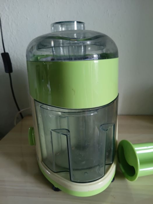 Соковижималка DEIFA  DJ  300