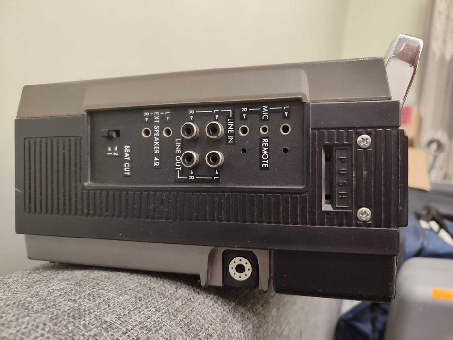 JVC RC-717, вінтаж. магнітола