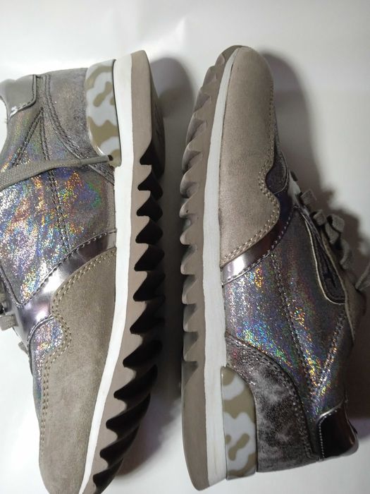 Кросівки tamaris