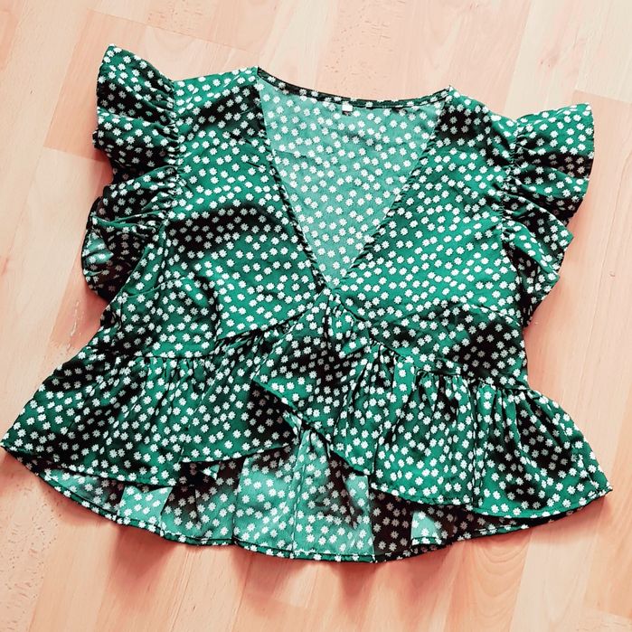 Kwiecisty topik z falbankami