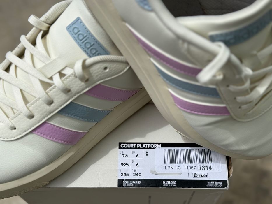 Sapatilhas Adidas Court Platform - 39