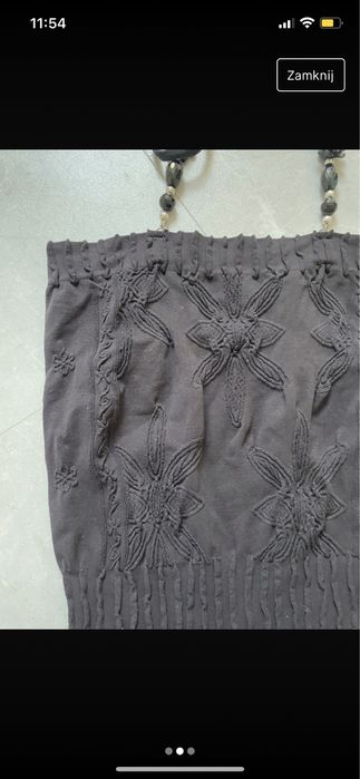 Czarny krótki obcisły dopasowany top