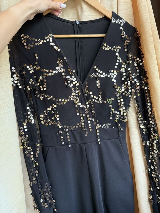 Комбінезон з паєтками