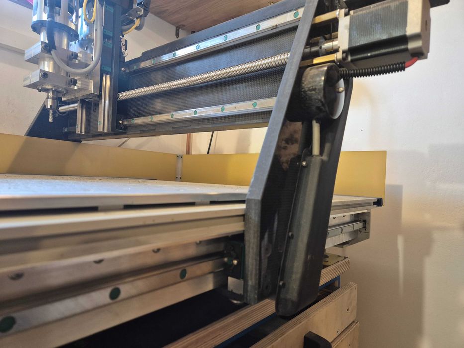 Frezarka CNC 1000x550