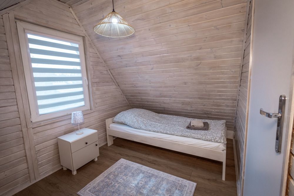 Domki letniskowe na wynajem Sajzy k. Ełku  jezioro Łaśmiady, Mazury.